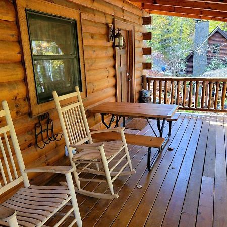 Red Wolf Cabin In Maggie Valley Eksteriør billede