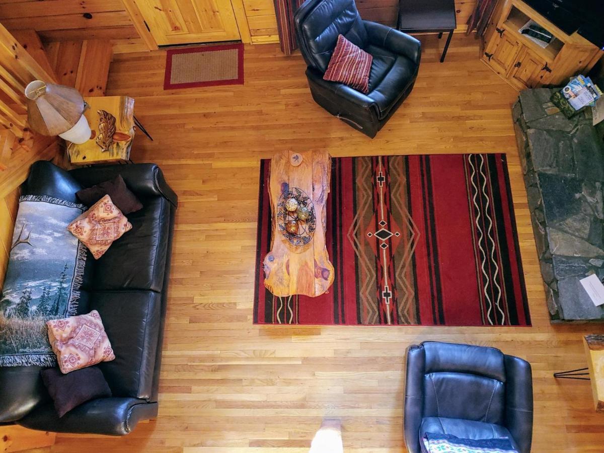 Red Wolf Cabin In Maggie Valley Eksteriør billede