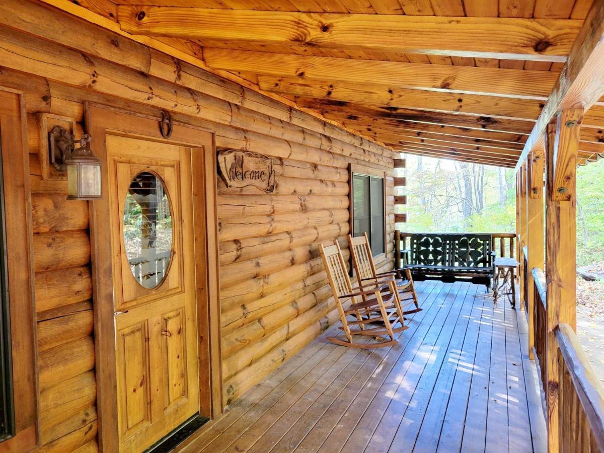 Red Wolf Cabin In Maggie Valley Eksteriør billede