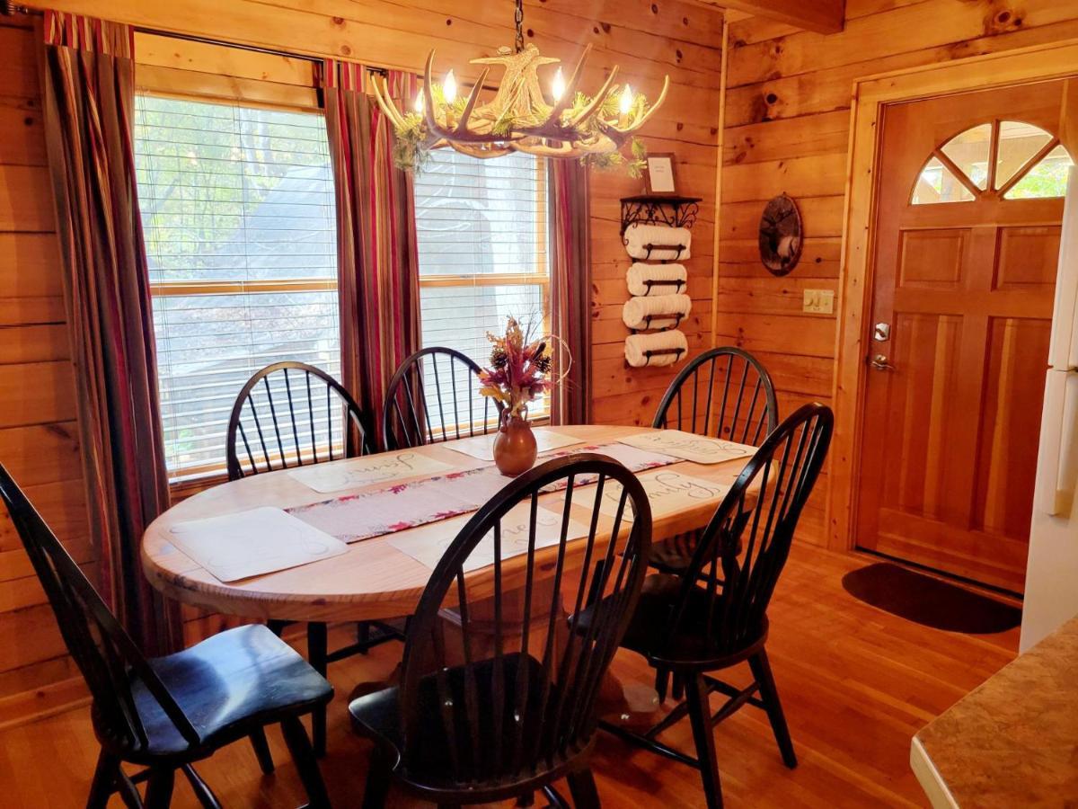 Red Wolf Cabin In Maggie Valley Eksteriør billede